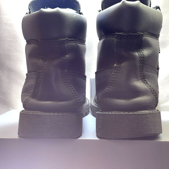 TIMBERLAND  6\